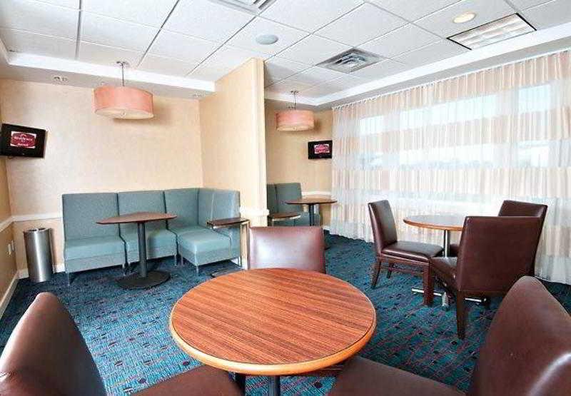 Residence Inn By Marriott Holland Ristorante foto